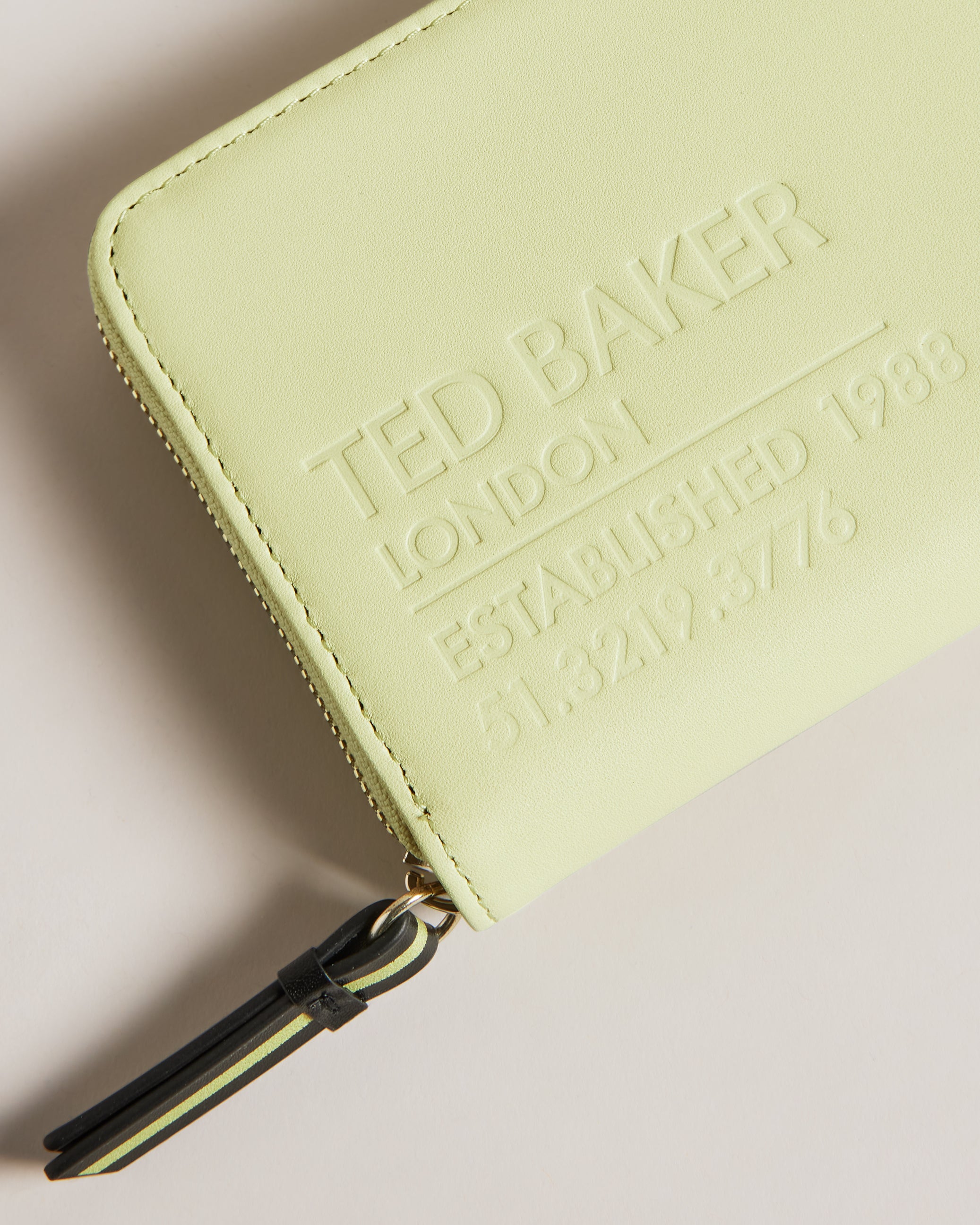 Shop Women's Ted Baker Coin Purses up to 70% Off | DealDoodle