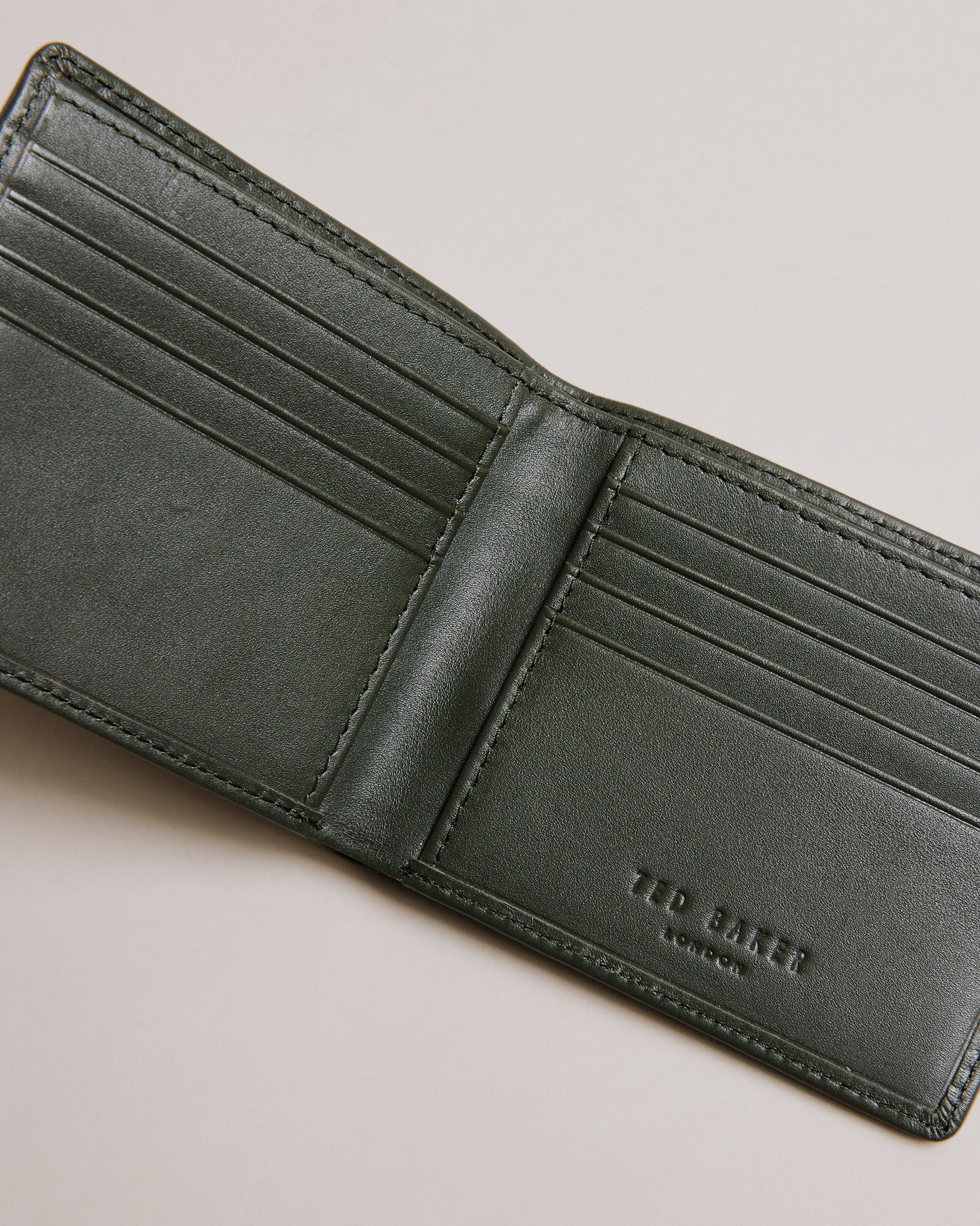 12cmレザーチェーン付□Middle Leather Wallet - 小物